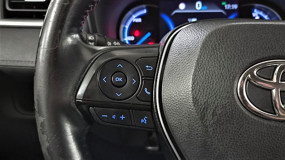 Toyota RAV4 15 of 23