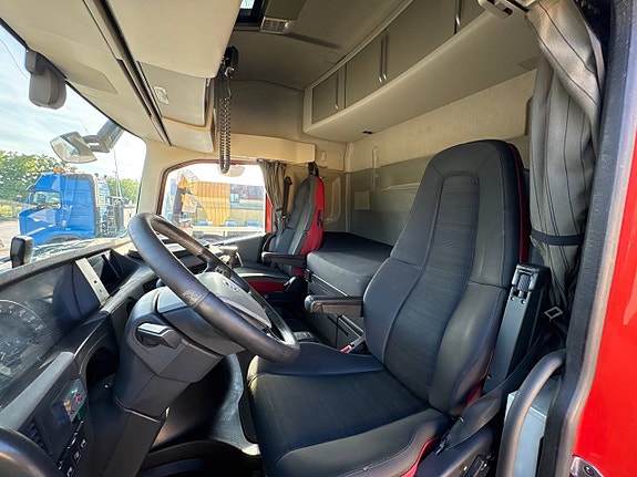 Volvo FH 550 Tippbil 8 of 11