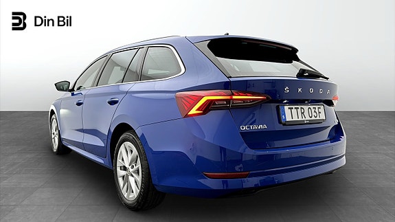 Skoda Octavia 3 of 5