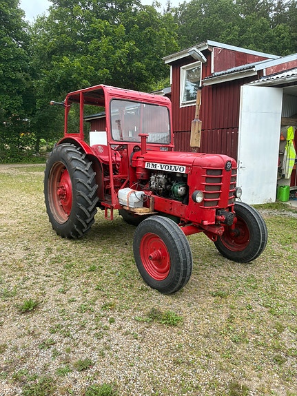 Volvo Boxer 350 2 of 4