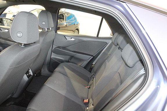 Volkswagen ID.3 Neo 10 of 13