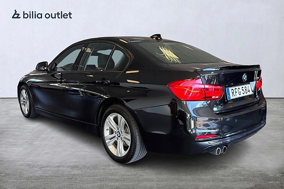 BMW 330e 4 of 24