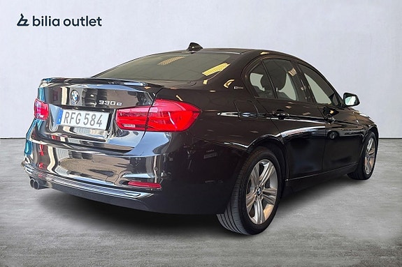 BMW 330e 6 of 24