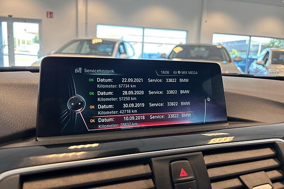 BMW 330e 22 of 24