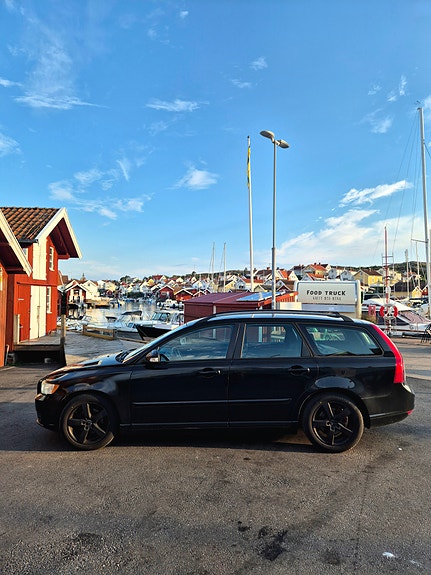 Volvo V50 6 of 19