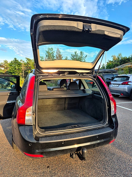 Volvo V50 10 of 19