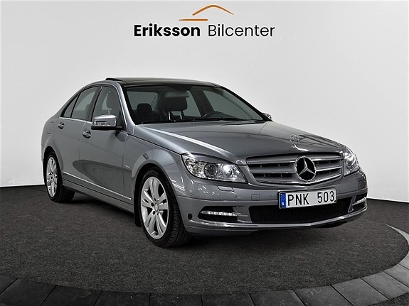 Mercedes-Benz C350 2 of 5
