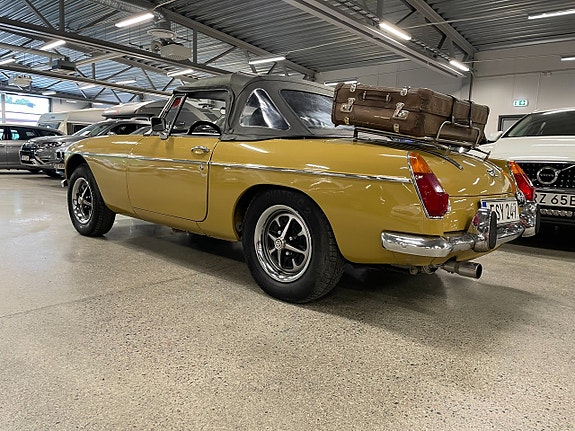 MG MGB 3 of 8