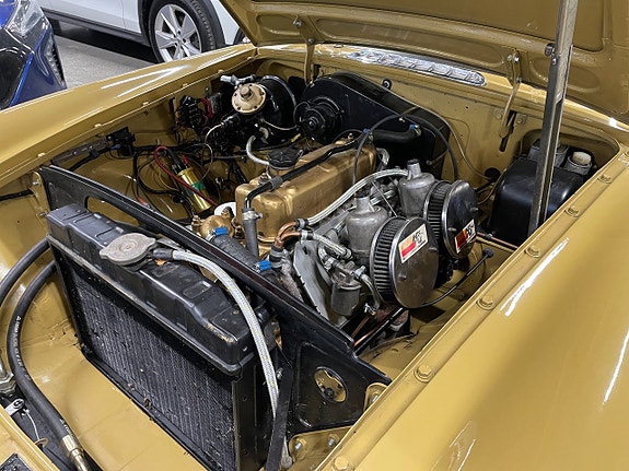 MG MGB 6 of 8