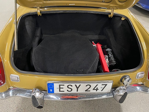 MG MGB 8 of 8