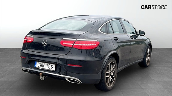 Mercedes-Benz GLC300 de 2 of 5