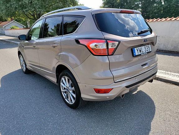 Ford Kuga 3 of 5