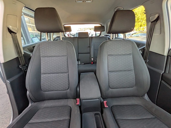 Volkswagen Tiguan 15 of 15
