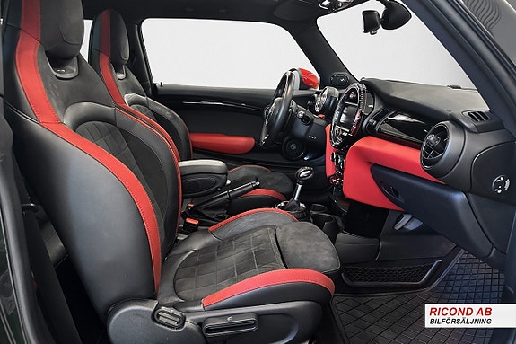 MINI John Cooper Works 14 of 23
