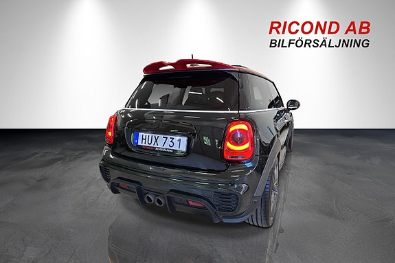 MINI John Cooper Works 12 of 23