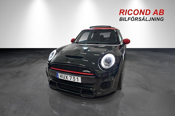 MINI John Cooper Works 9 of 23