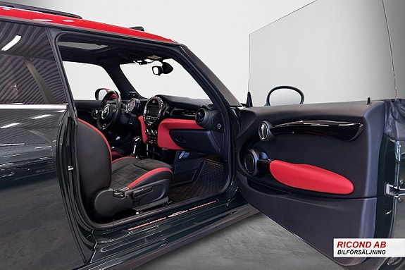 MINI John Cooper Works 13 of 23