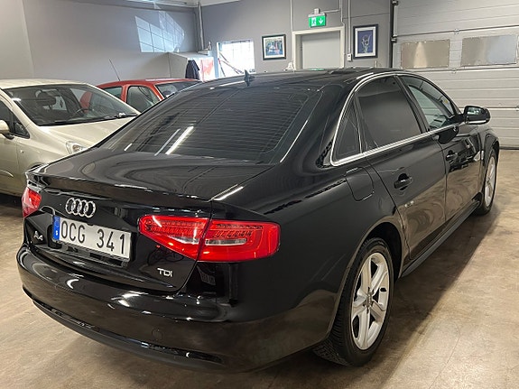 Audi A4 14 of 28