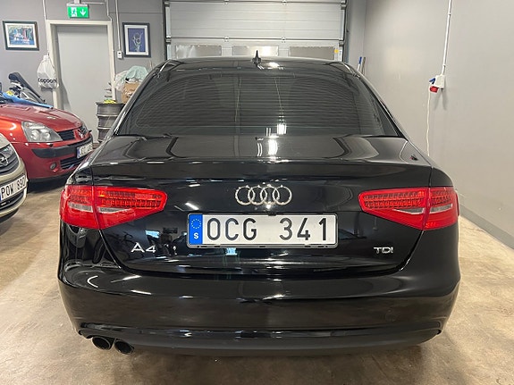 Audi A4 15 of 28