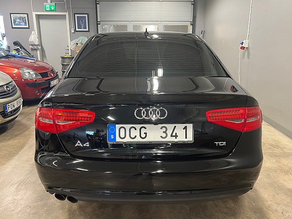 Audi A4 12 of 28