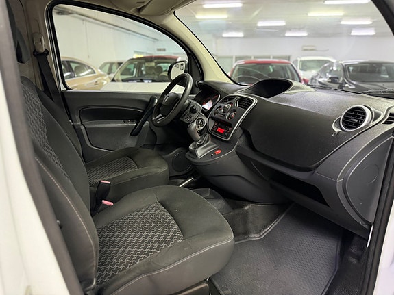 Renault Kangoo Express 13 of 16