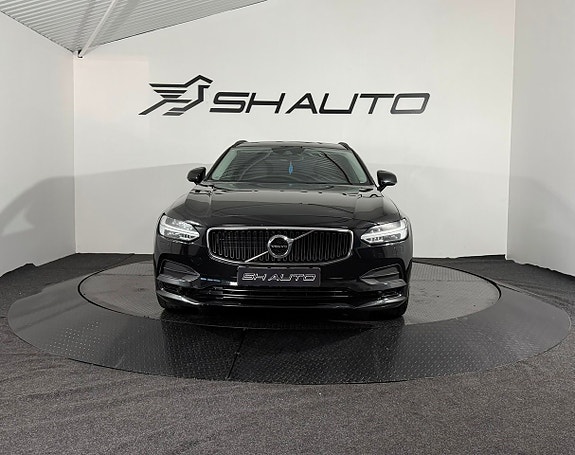 Volvo V90 3 of 5
