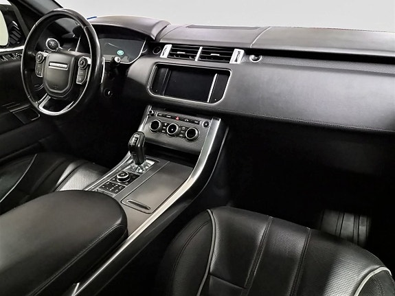 Land Rover Range Rover Sport 13 of 29