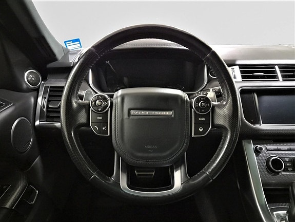 Land Rover Range Rover Sport 14 of 29