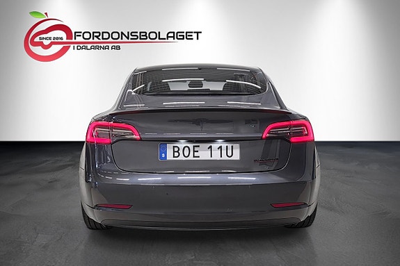 Tesla Model 3 5 of 12