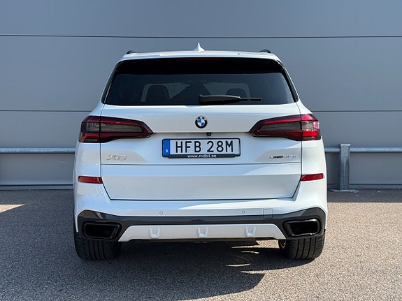 BMW X5 5 of 19
