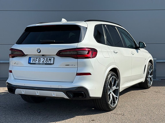 BMW X5 3 of 19