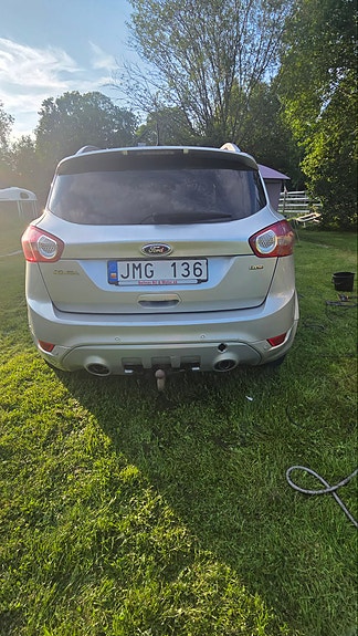 Ford Kuga 2 of 5