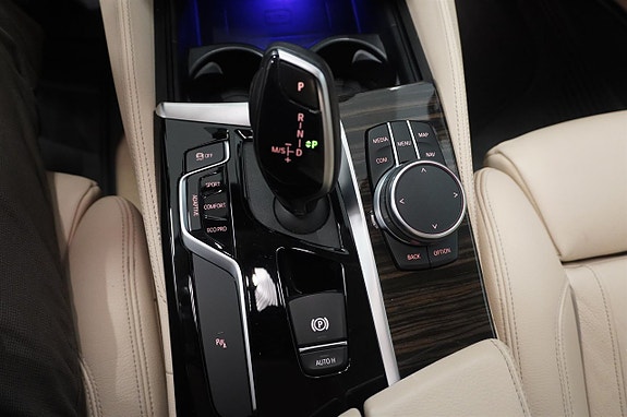 BMW 520d 15 of 20