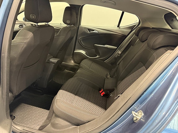 Opel Astra 11 of 21