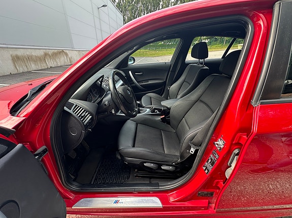 BMW 120i 8 of 8