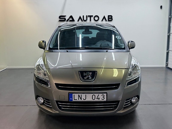 Peugeot 5008 3 of 5