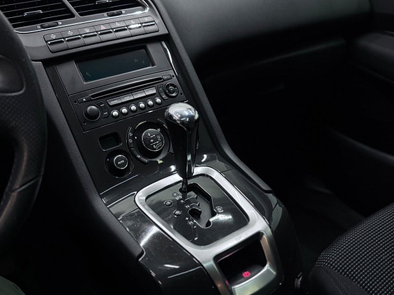 Peugeot 5008 15 of 23