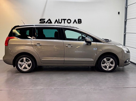 Peugeot 5008 5 of 5