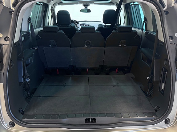 Peugeot 5008 19 of 23