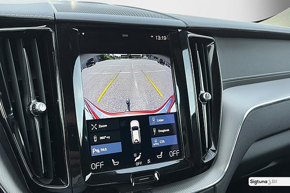 Volvo XC60 23 of 28