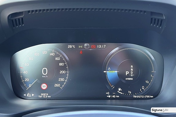 Volvo XC60 18 of 28