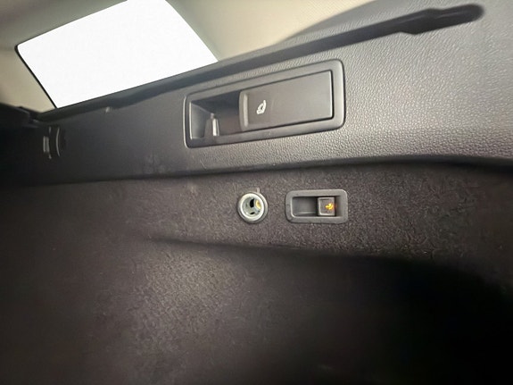 Volkswagen Passat 25 of 29