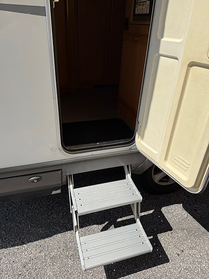 Hymer B640 4 of 24