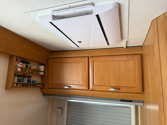 Hymer B640 14 of 24