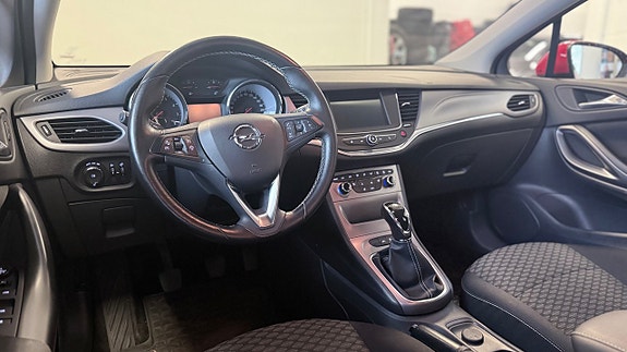 Opel Astra 9 of 14