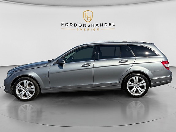 Mercedes-Benz C220 8 of 12