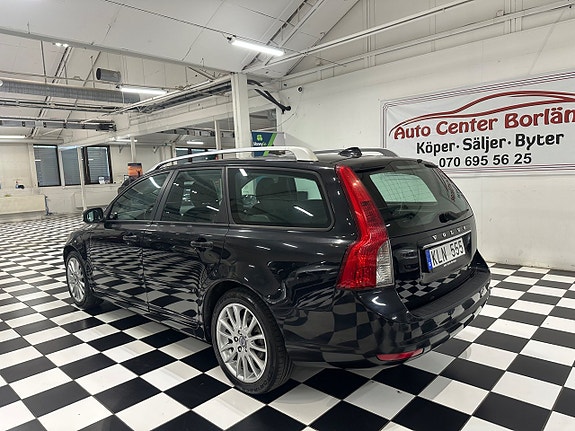 Volvo V50 5 of 5