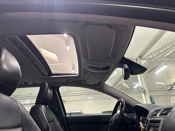 Volvo V50 14 of 19