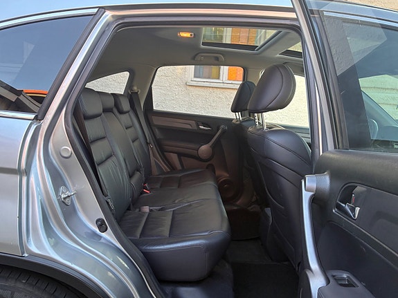 Honda CR-V 21 of 28