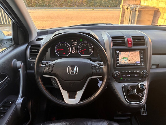Honda CR-V 14 of 28